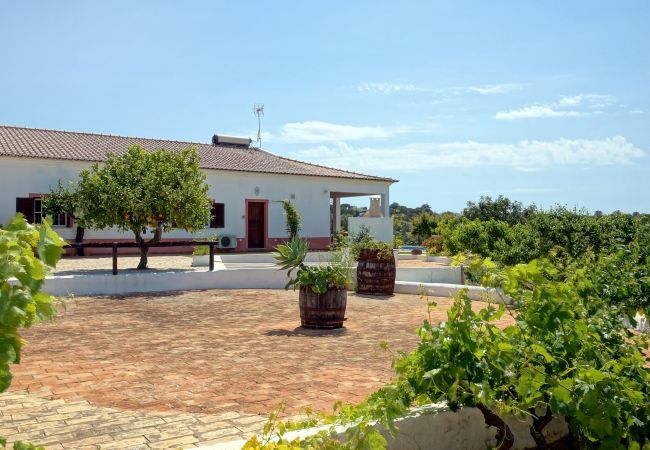 Villa à Albufeira - Villa Monte da Madrinha Villa à Albufeira - Villa Monte da Madrinha