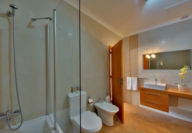 Villa à Albufeira - Villa Monte da Madrinha Villa à Albufeira - Villa Monte da Madrinha