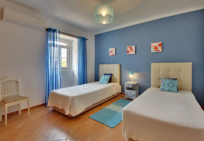 Villa à Albufeira - Villa Monte da Madrinha Villa à Albufeira - Villa Monte da Madrinha