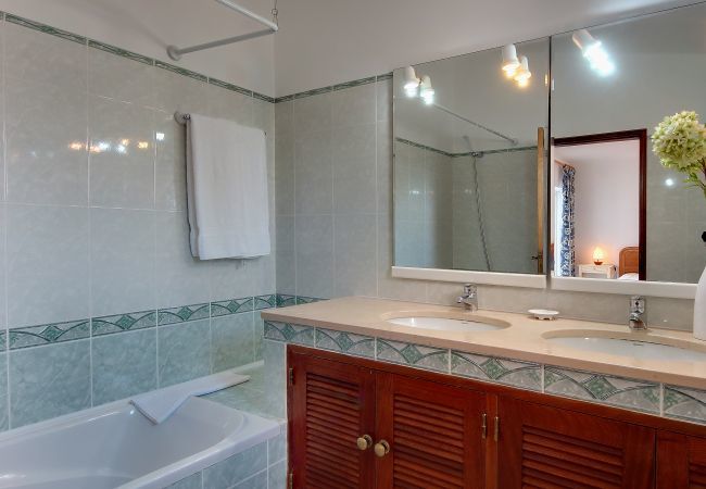 Villa à Albufeira - Villa Damara R19 Villa à Albufeira - Villa Damara R19