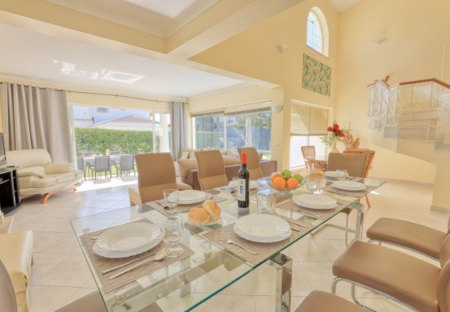 Villa à Albufeira - Villa Jeanic Villa à Albufeira - Villa Jeanic
