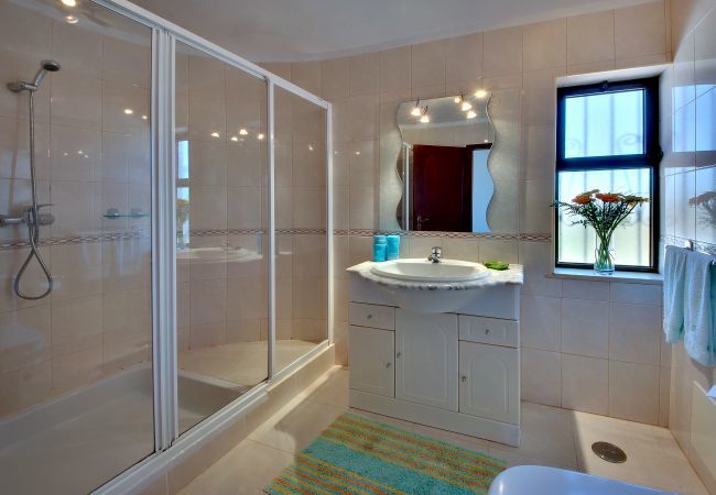 Villa à Albufeira - Villa Gira Villa à Albufeira - Villa Gira