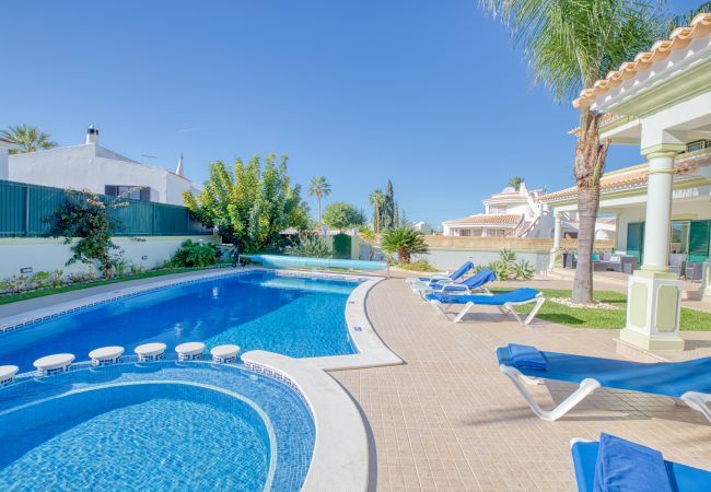 Villa à Albufeira - Villa Cibel Villa à Albufeira - Villa Cibel