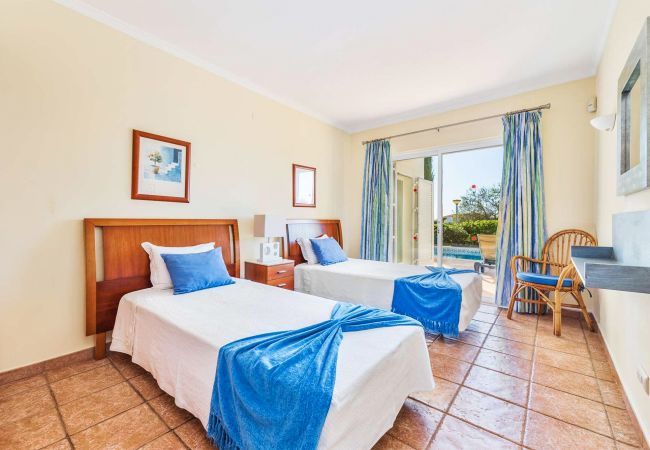 Villa à Albufeira - Villa Tulipa Negra Villa à Albufeira - Villa Tulipa Negra