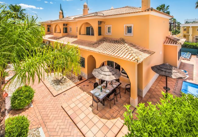 Villa à Albufeira - Villa Norcas Grande Villa à Albufeira - Villa Norcas Grande