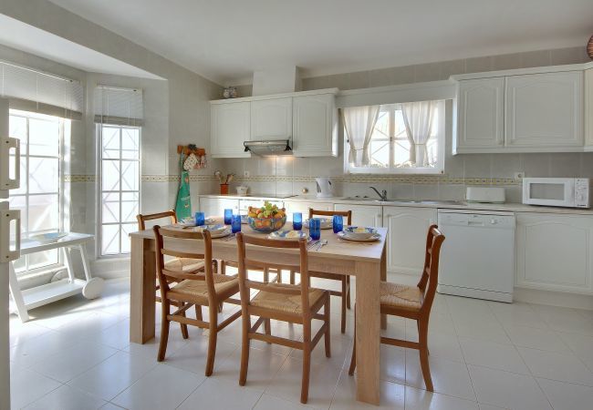 Villa in Albufeira - Villa Arines Villa in Albufeira - Villa Arines