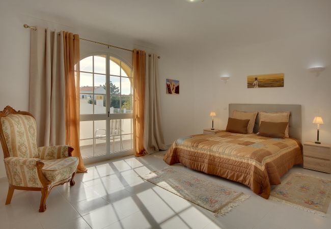 Villa in Albufeira - Villa Arines Villa in Albufeira - Villa Arines