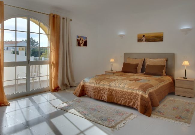 Villa in Albufeira - Villa Arines Villa in Albufeira - Villa Arines