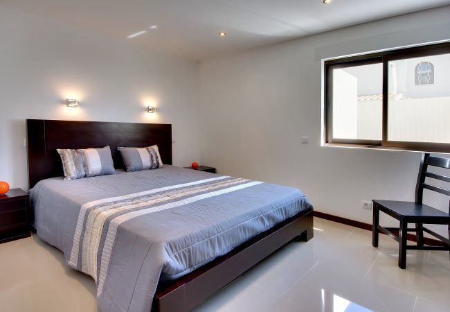 Villa in Albufeira - Casa dos Amigos by Popular Villas Villa in Albufeira - Casa dos Amigos by Popular Villas