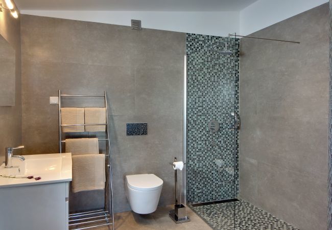 Villa in Albufeira - Casa dos Amigos by Popular Villas Villa in Albufeira - Casa dos Amigos by Popular Villas