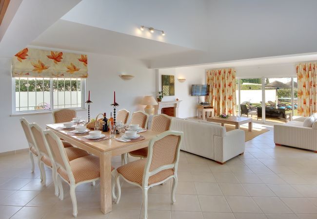 Villa in Albufeira - Villa Ceylon R18 Villa in Albufeira - Villa Ceylon R18