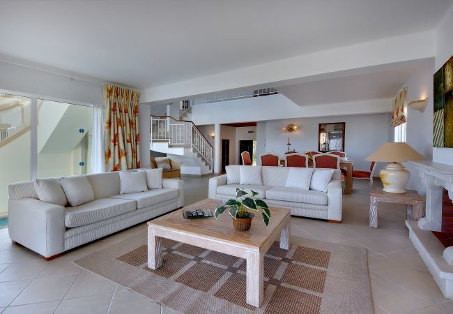 Villa in Albufeira - Villa Damara R19 Villa in Albufeira - Villa Damara R19