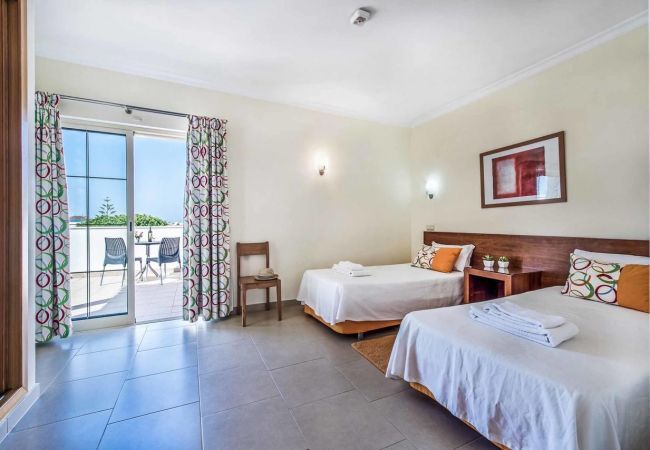 Villa in Albufeira - Villa Altair by Popular Villas Villa in Albufeira - Villa Altair by Popular Villas