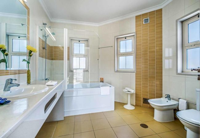 Villa in Albufeira - Villa Altair by Popular Villas Villa in Albufeira - Villa Altair by Popular Villas