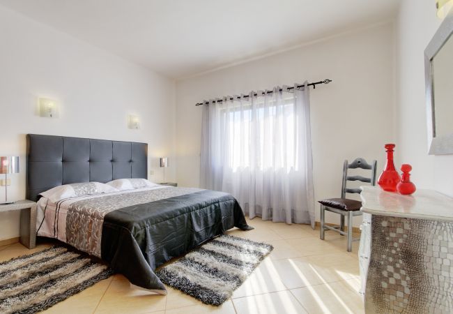 Villa in Albufeira - Villa Lourenço Villa in Albufeira - Villa Lourenço