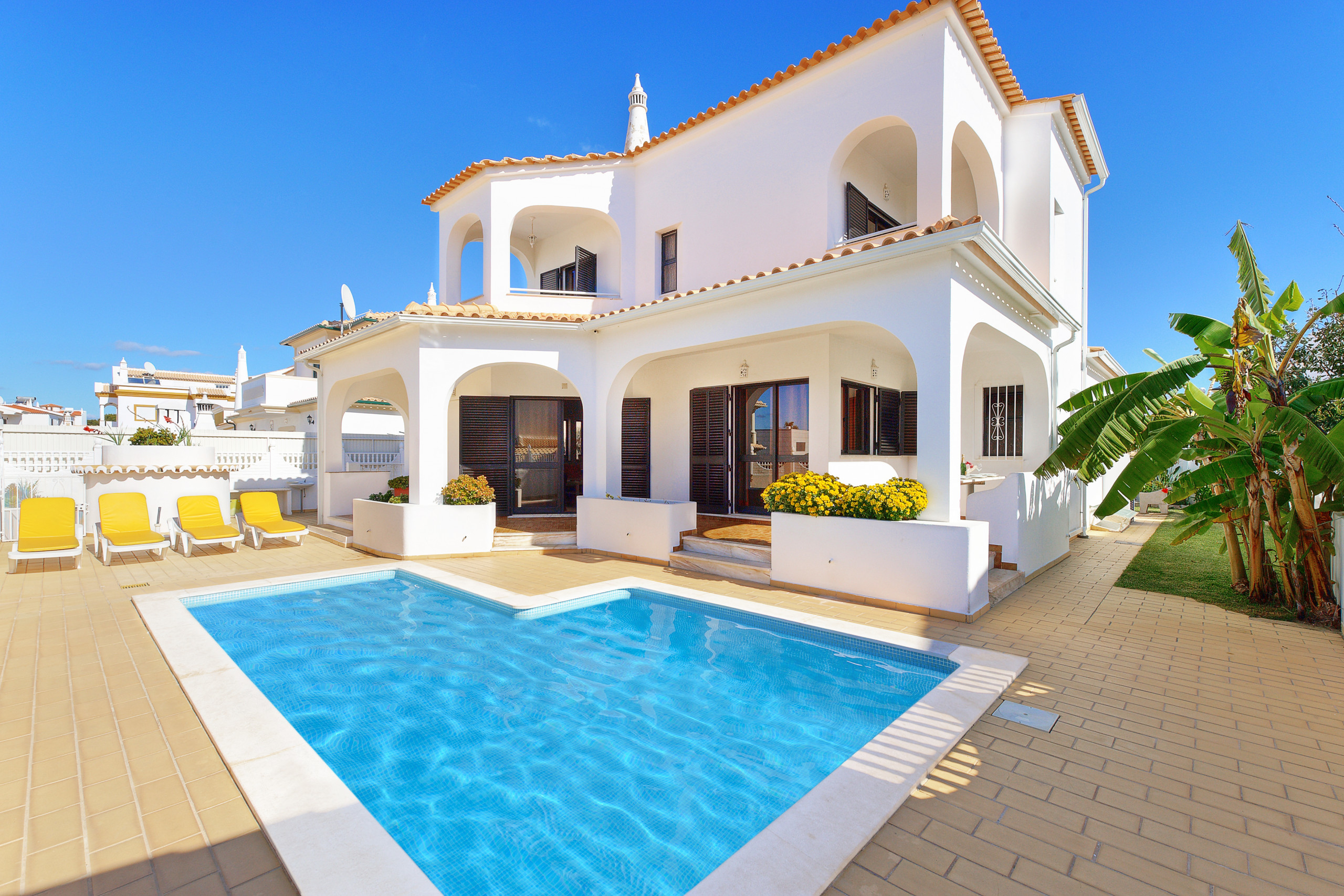 Villa/Dettached house in Albufeira - Villa Cabrita - Galé Beach-Private Pool, Wifi