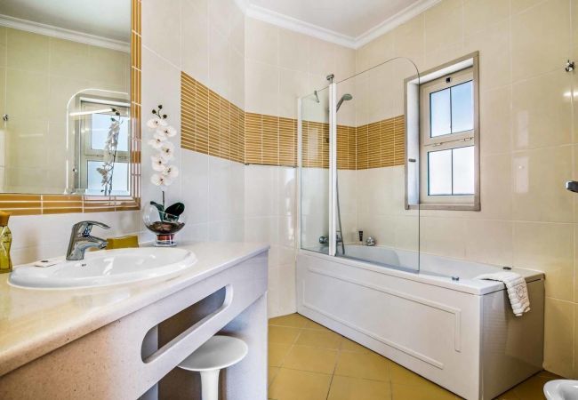 Villa in Albufeira - Villa Vega Villa in Albufeira - Villa Vega