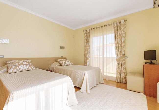 Villa in Albufeira - Villa Gianni Villa in Albufeira - Villa Gianni
