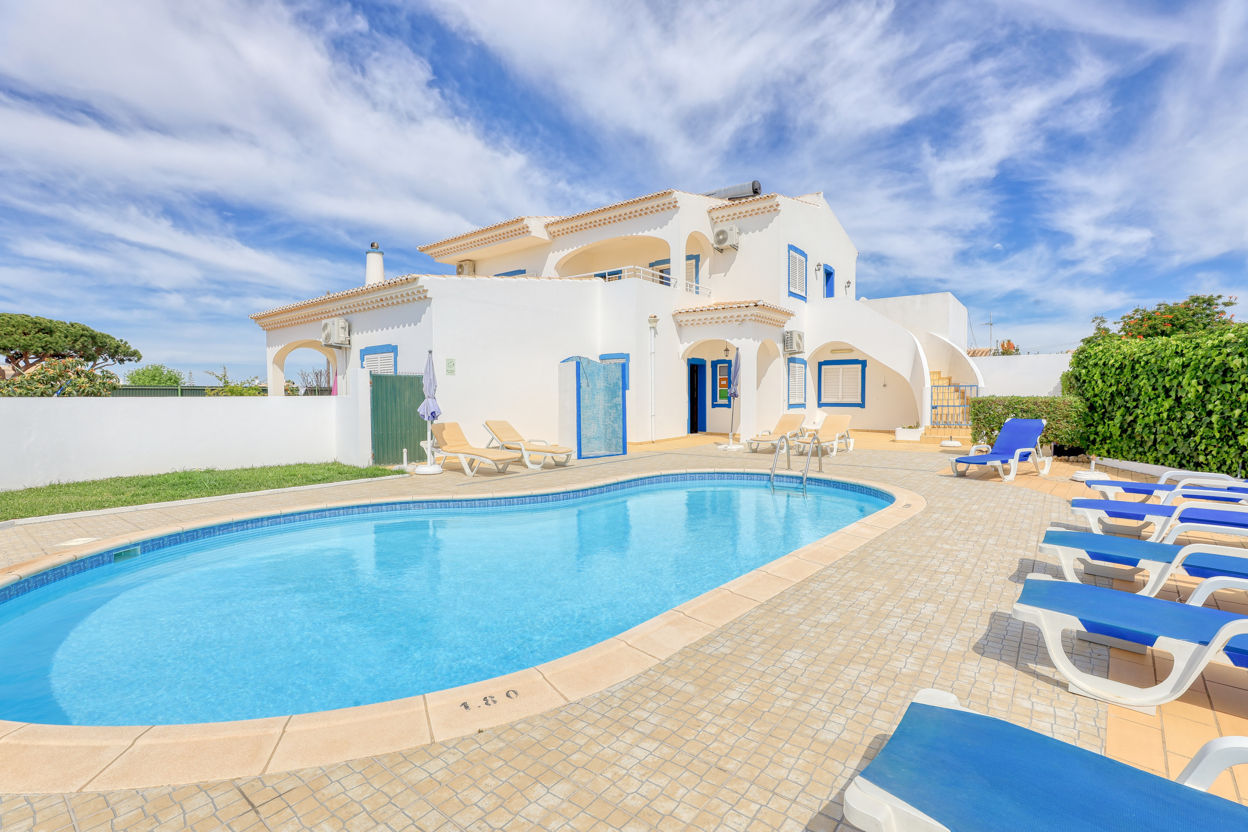 Villa/Dettached house in Albufeira - Villa Dois Pinheiros