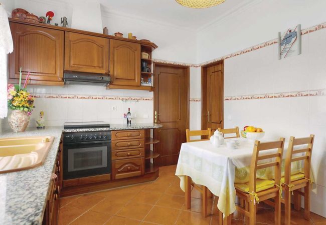 Villa in Albufeira - Villa Dois Pinheiros Villa in Albufeira - Villa Dois Pinheiros