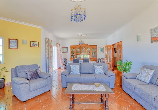 Villa in Albufeira - Villa Dois Pinheiros Villa in Albufeira - Villa Dois Pinheiros
