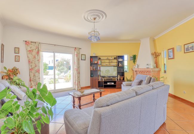 Villa in Albufeira - Villa Dois Pinheiros Villa in Albufeira - Villa Dois Pinheiros