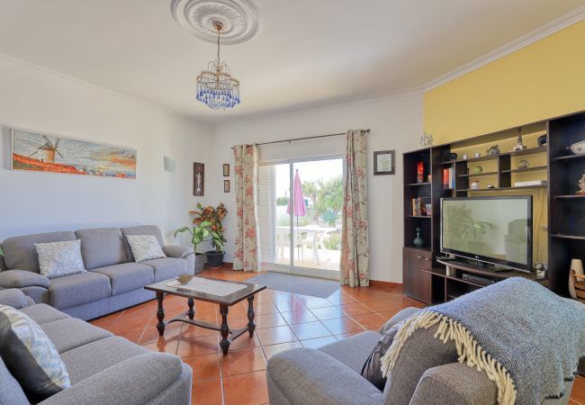 Villa in Albufeira - Villa Dois Pinheiros Villa in Albufeira - Villa Dois Pinheiros