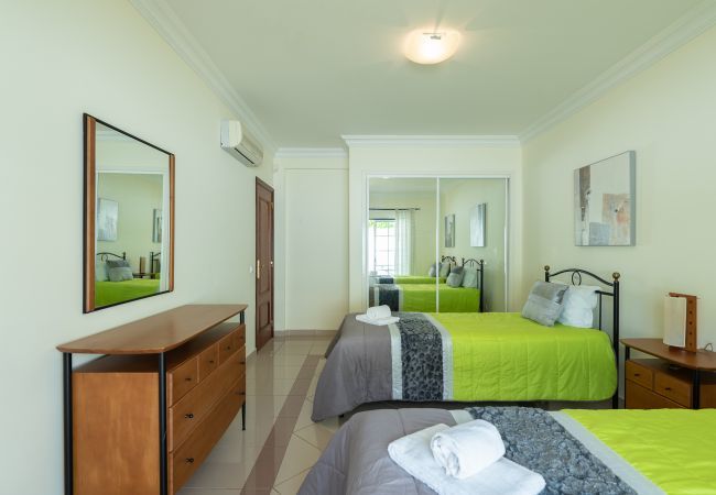 Villa in Albufeira - Villa Minerva Villa in Albufeira - Villa Minerva