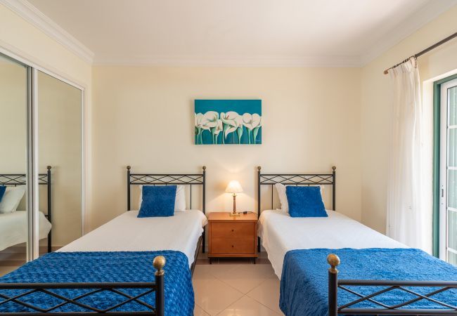 Villa in Albufeira - Villa Minerva Villa in Albufeira - Villa Minerva