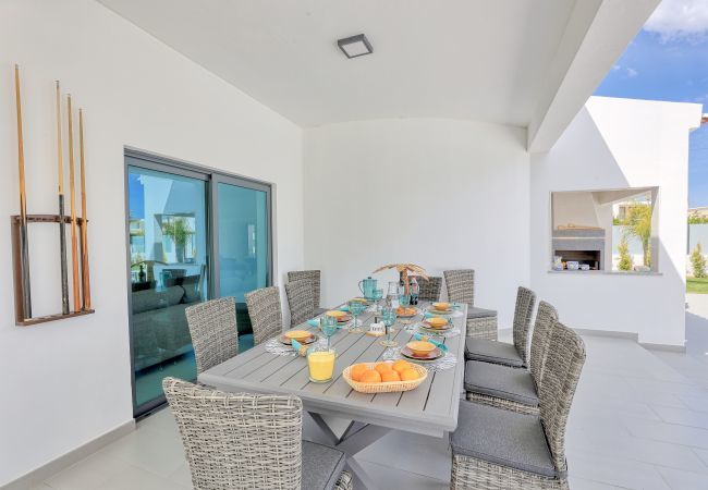 Villa in Albufeira - Villa Sequeira Villa in Albufeira - Villa Sequeira