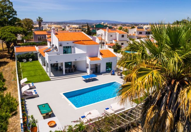 Villa in Albufeira - Villa Sequeira Villa in Albufeira - Villa Sequeira
