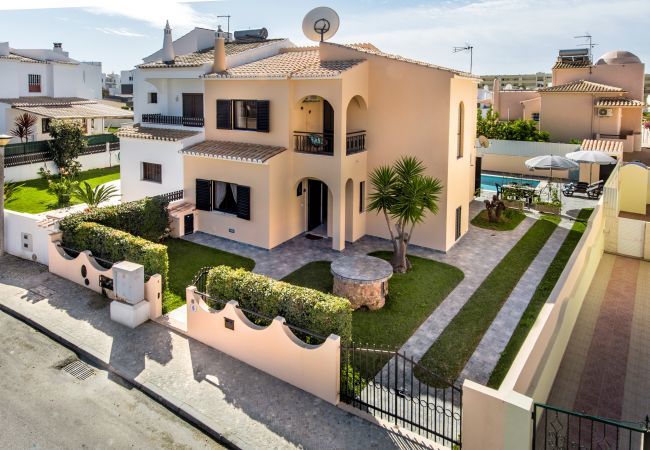 Villa in Albufeira - Cabrita Villa in Albufeira - Cabrita