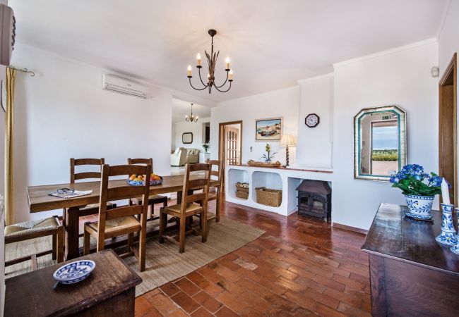 Villa in Albufeira - Villa Toriba Villa in Albufeira - Villa Toriba