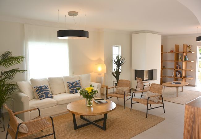 Villa in Olhos D´Água - Villa Tamarindo Villa in Olhos D´Água - Villa Tamarindo