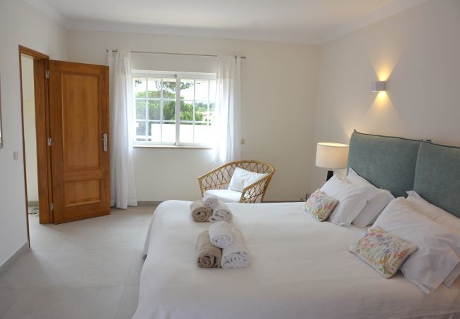 Villa in Olhos D´Água - Villa Tamarindo Villa in Olhos D´Água - Villa Tamarindo