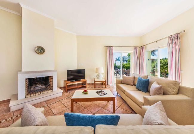 Villa in Albufeira - Villa Tulipa Negra Villa in Albufeira - Villa Tulipa Negra