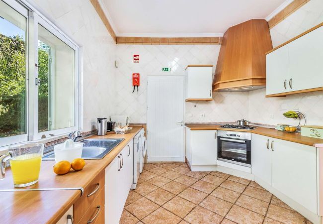 Villa in Albufeira - Villa Tulipa Negra Villa in Albufeira - Villa Tulipa Negra