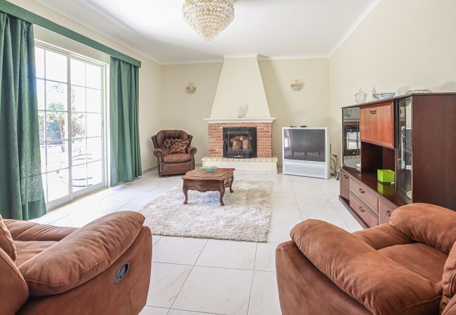 Villa in Albufeira - Villa Vivienda Rosa Villa in Albufeira - Villa Vivienda Rosa
