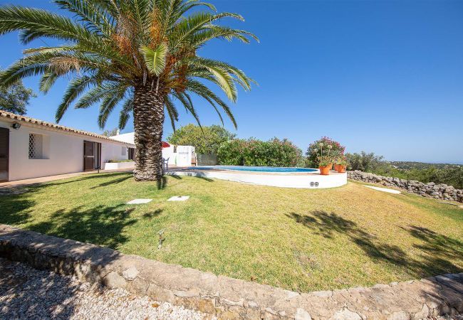 Villa in Bordeira - Villa Nomanico Villa in Bordeira - Villa Nomanico
