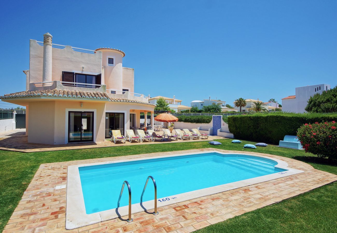 Villa in Albufeira - Villa Carlota Villa in Albufeira - Villa Carlota