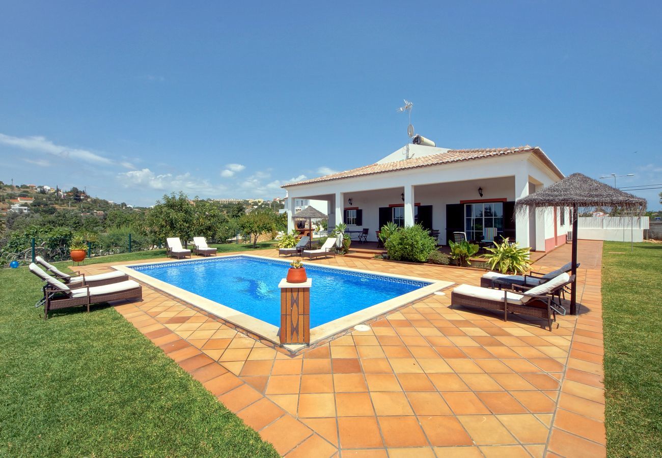 Villa in Albufeira - Villa Monte da Madrinha
