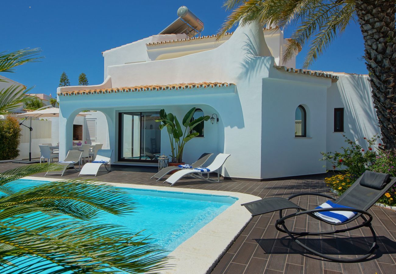Villa in Albufeira - Casa dos Amigos by Popular Villas Villa in Albufeira - Casa dos Amigos by Popular Villas