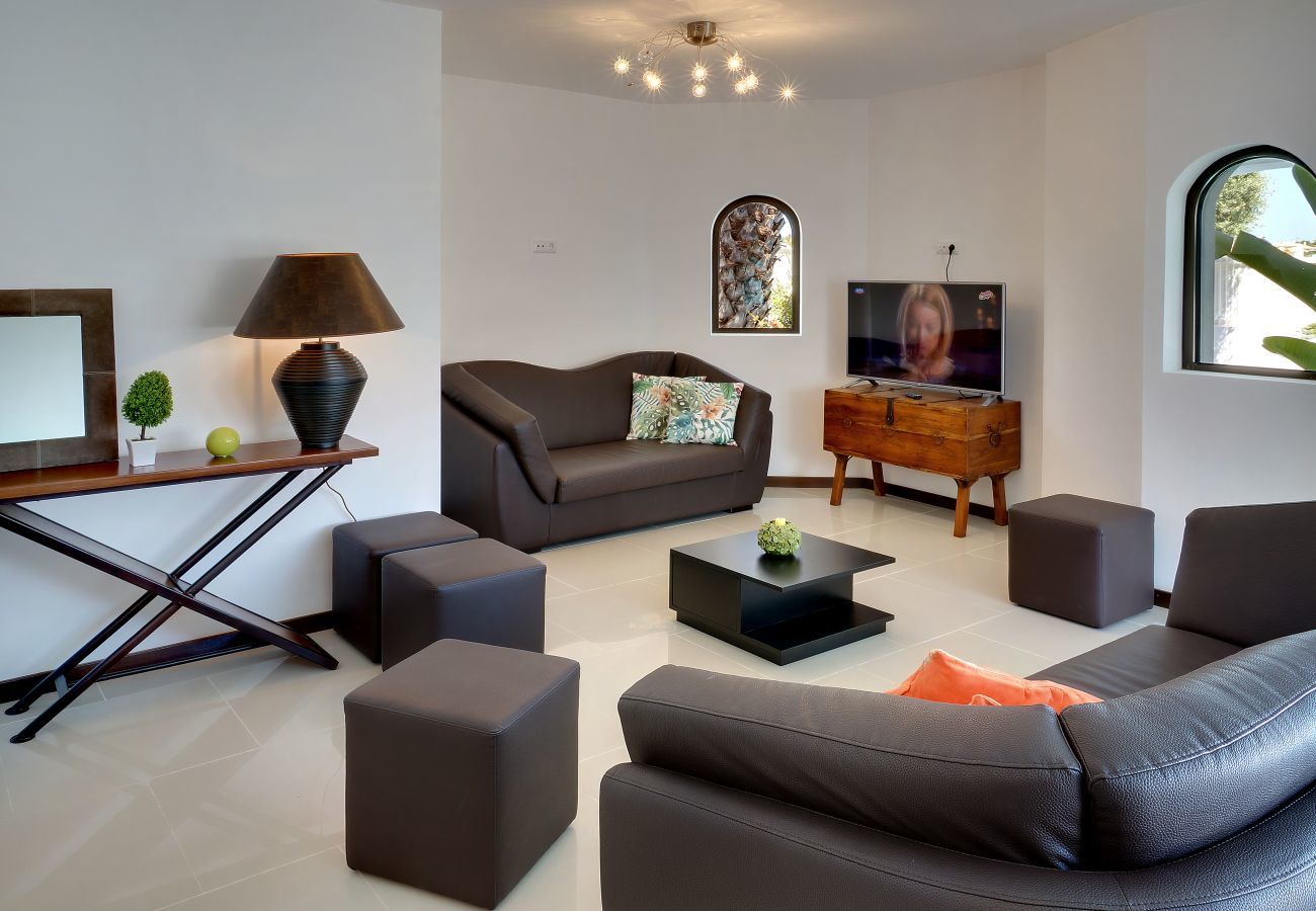 Villa in Albufeira - Casa dos Amigos by Popular Villas Villa in Albufeira - Casa dos Amigos by Popular Villas