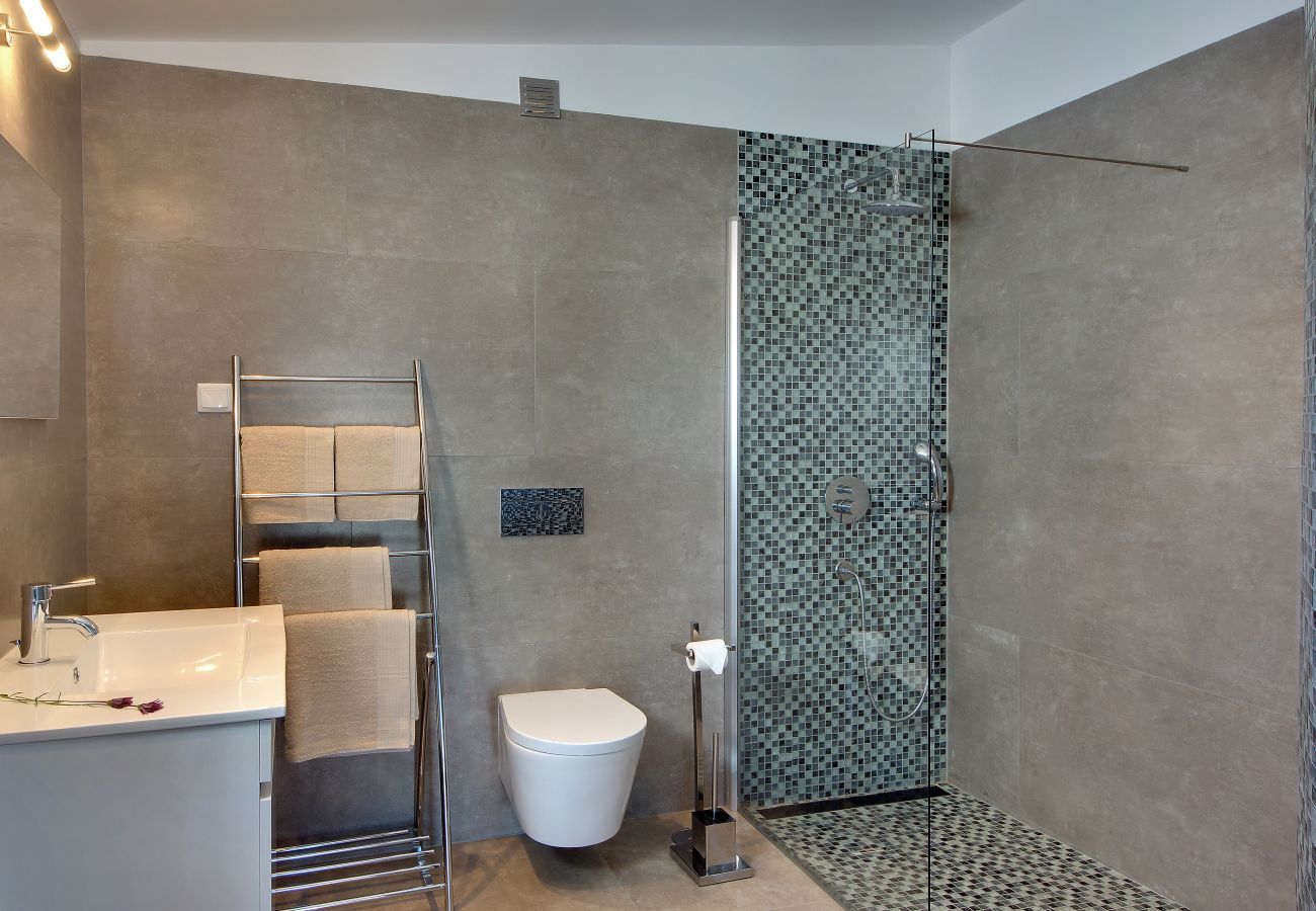 Villa in Albufeira - Casa dos Amigos by Popular Villas Villa in Albufeira - Casa dos Amigos by Popular Villas