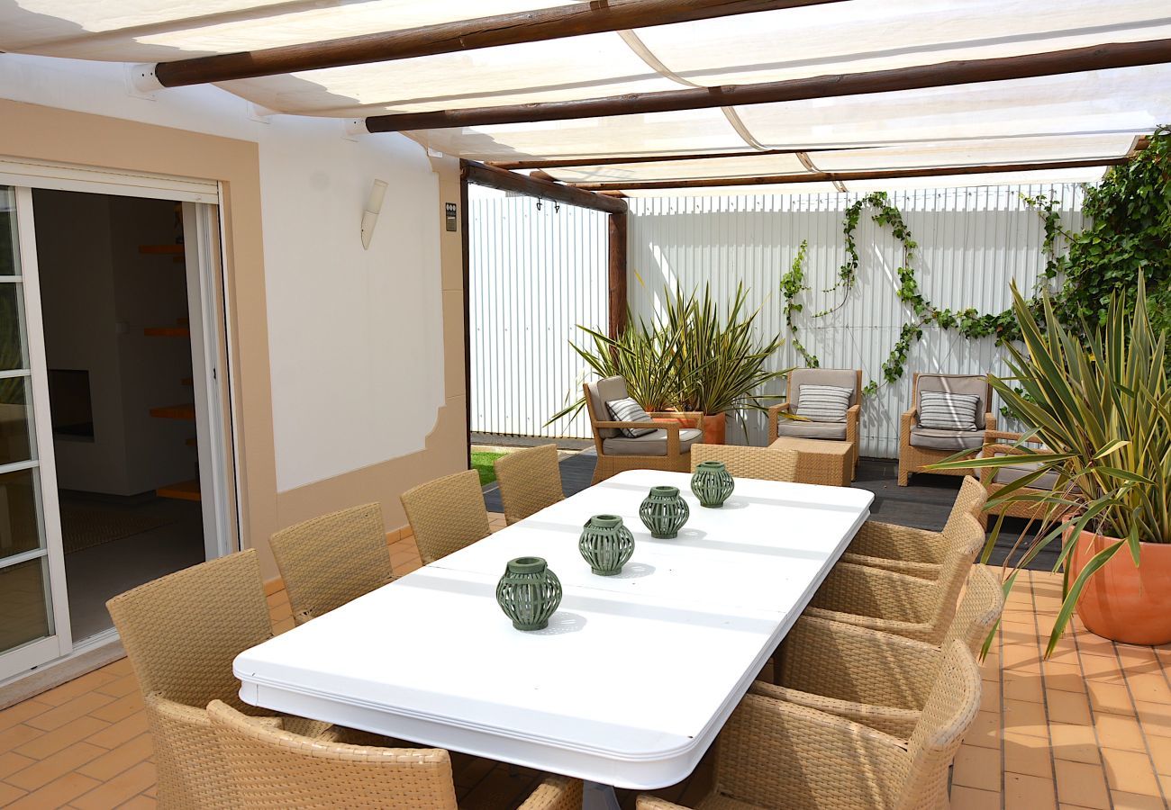 Villa in Olhos D´Água - Villa Tamarindo Villa in Olhos D´Água - Villa Tamarindo