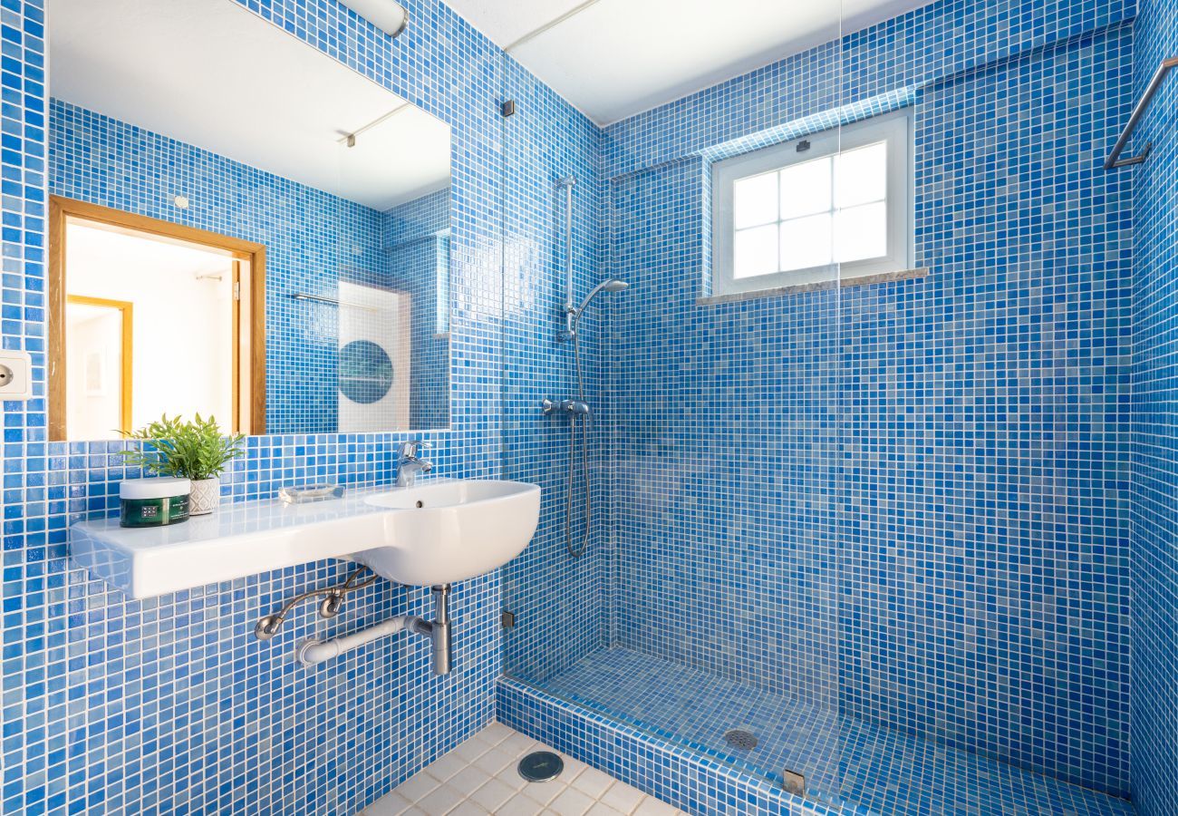 Villa in Olhos D´Água - Villa Tamarindo Villa in Olhos D´Água - Villa Tamarindo