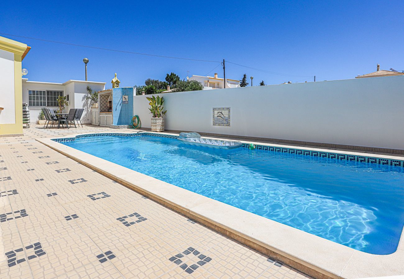 Villa in Albufeira - Villa Vivienda Rosa Villa in Albufeira - Villa Vivienda Rosa