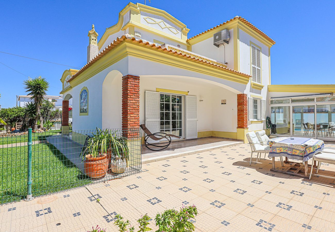 Villa in Albufeira - Villa Vivienda Rosa Villa in Albufeira - Villa Vivienda Rosa