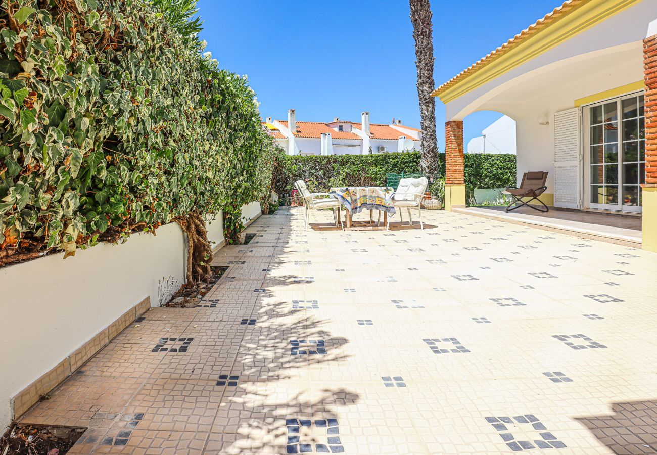 Villa in Albufeira - Villa Vivienda Rosa Villa in Albufeira - Villa Vivienda Rosa